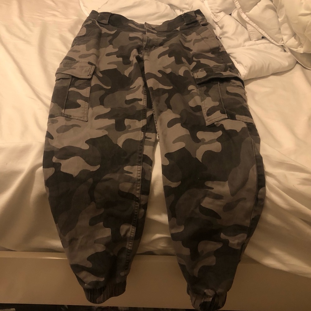 Hollister camo pants